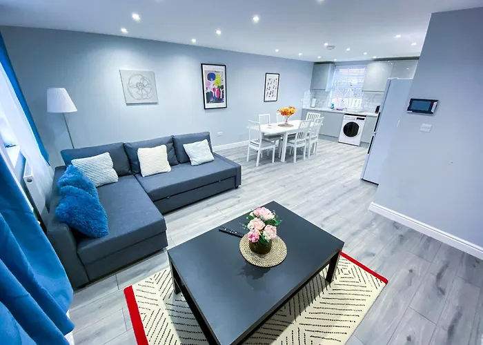 Spacious 2-Bedroom Flat In London - F3