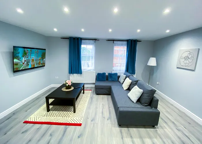 Spacious 2-Bedroom Flat In London - F3