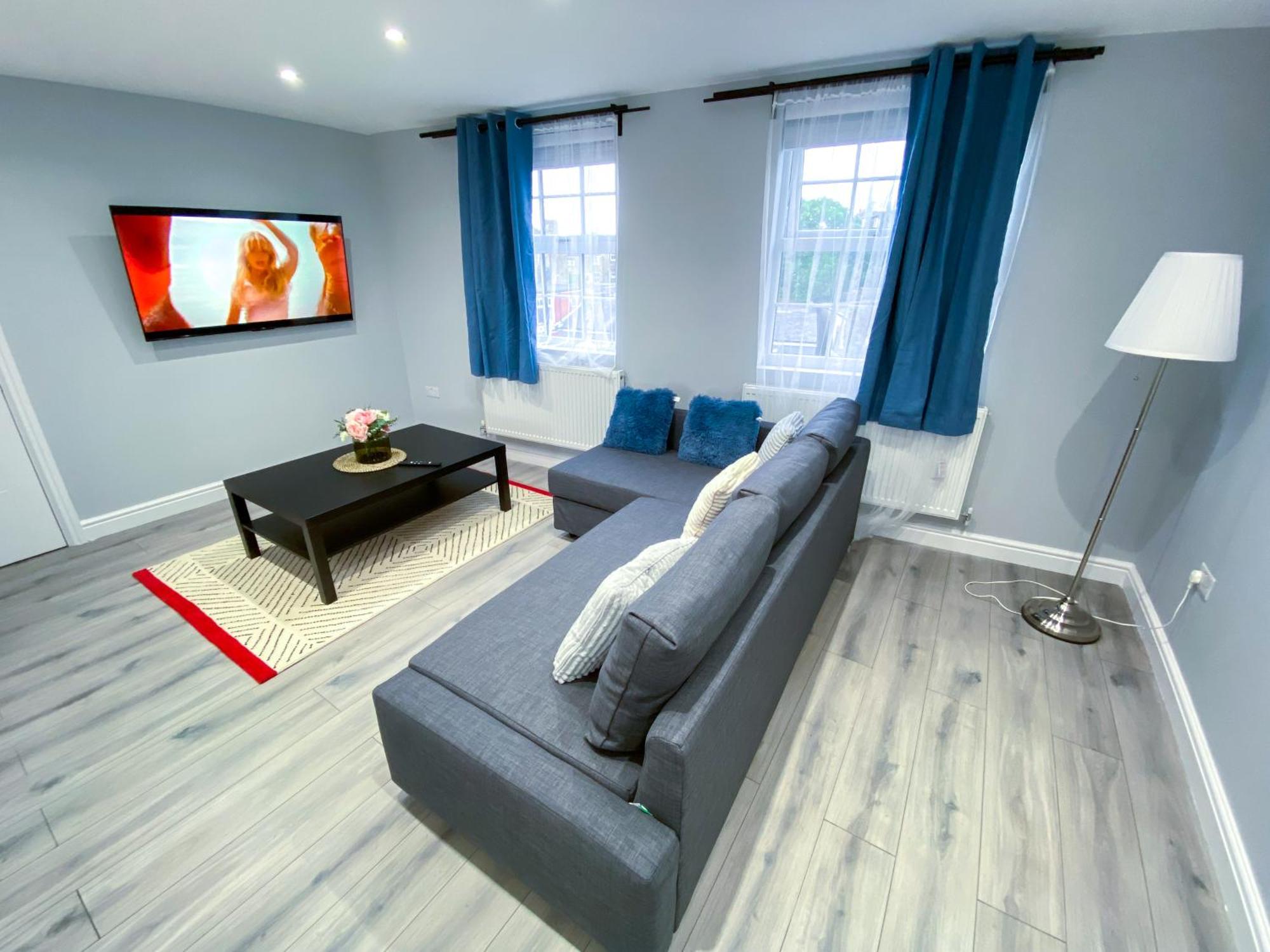 Appartement Spacious 2-bedroom Flat In - F3 Londen